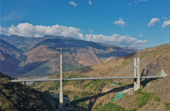 �н�������һ��˾����