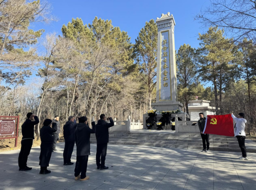 ������ί����ί���ϵ�֧���ٰ조�廳����Ӣ�� �����������ġ����⵳�ջ