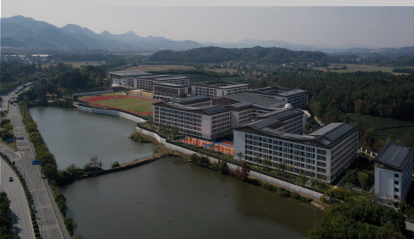 ��������һ���ຼ��ɽ