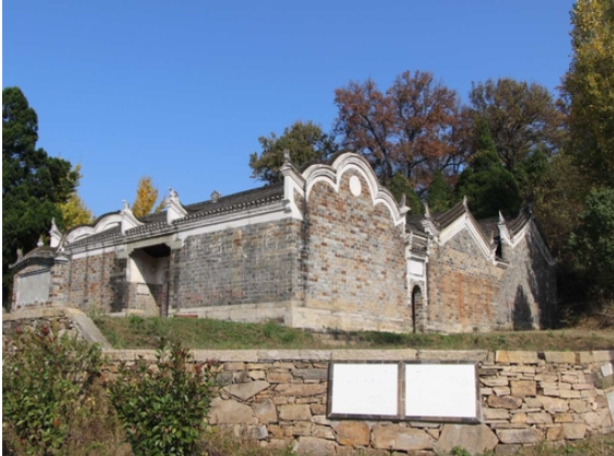 �찲����ƺ��ɫ����¥